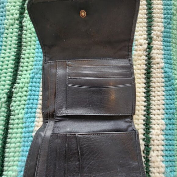 Fossil Leather Wallet - Picture 2 of 3